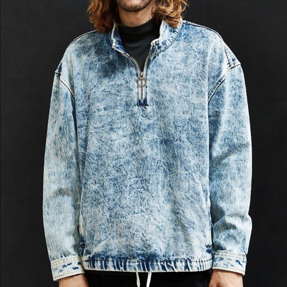 URBAN OUTFITTERS ACID WASH DENIM HALF ZIP PULLOVER